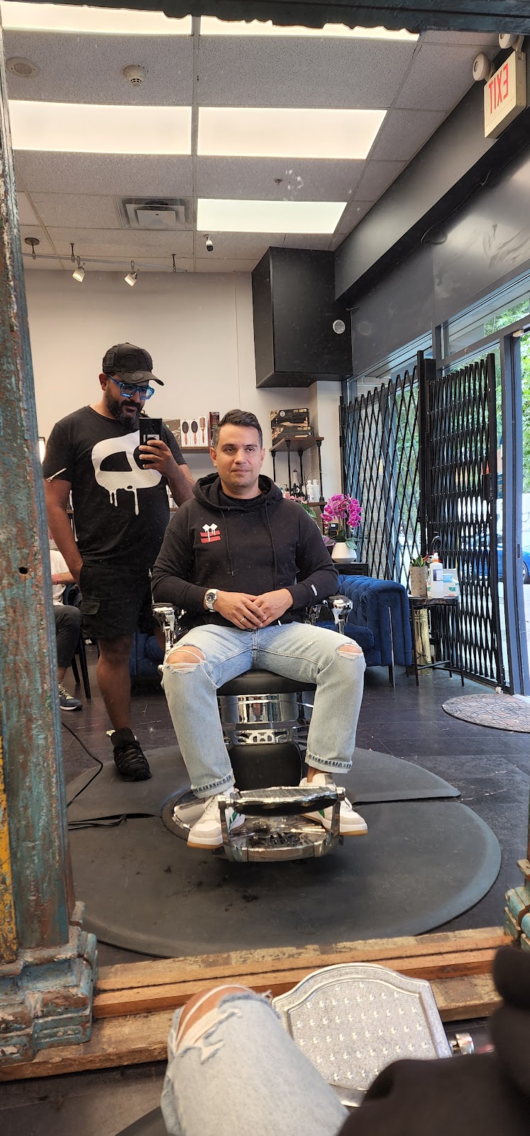The Mayer Salon 88