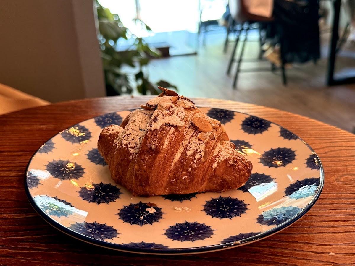 Guffo Café — Cafe